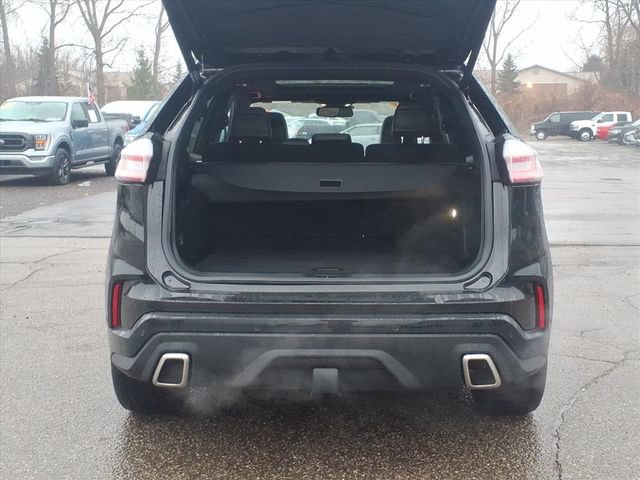 Certified 2022 Ford Edge ST w/ Equipment Group 401A image 9