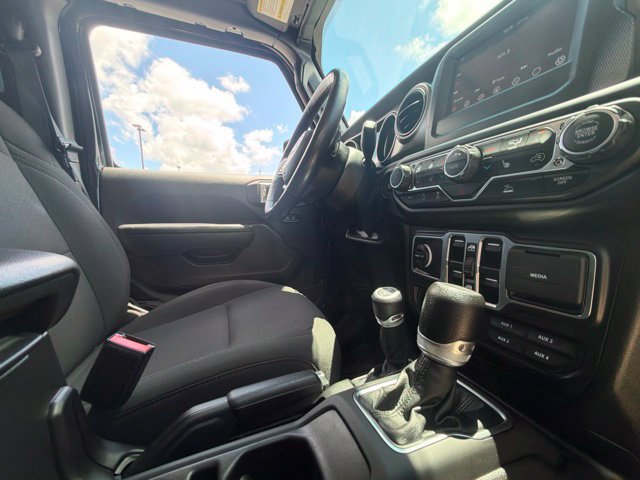 Used 2023 Jeep Wrangler Unlimited Sport AWD/4WD image 23