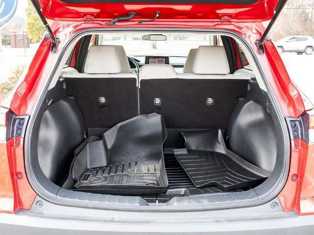 Used 2022 Toyota Corolla Cross LE image 21