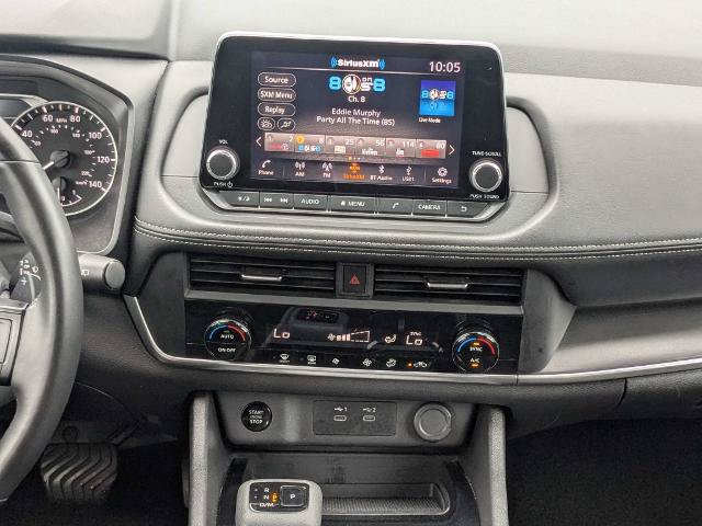 Used 2025 Nissan Rogue SV FWD image 19