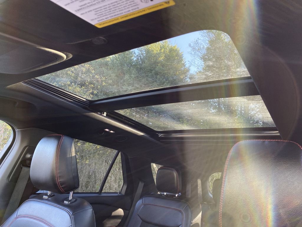 Certified 2023 Ford Explorer ST-Line image 8