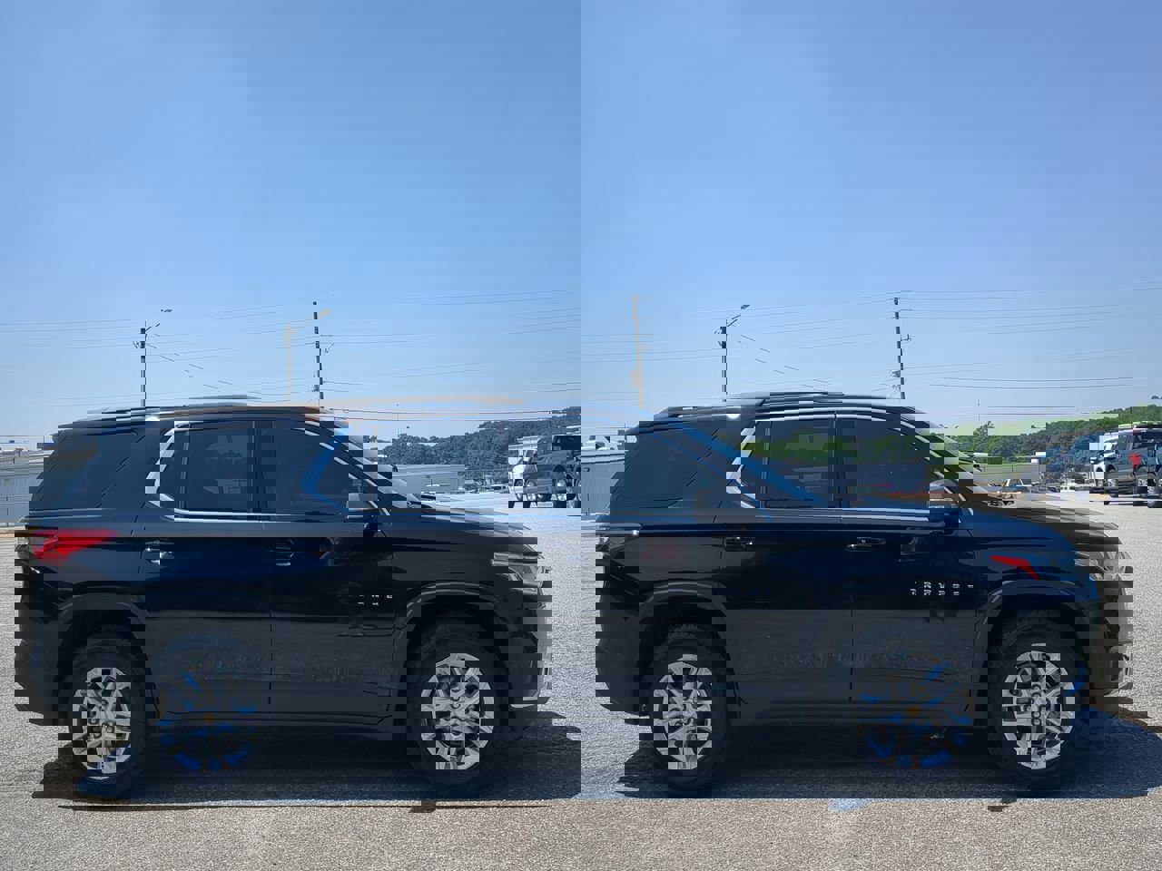 Used 2021 Chevrolet Traverse LT image 5