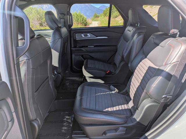 Certified 2025 Ford Explorer ST-Line AWD/4WD image 16