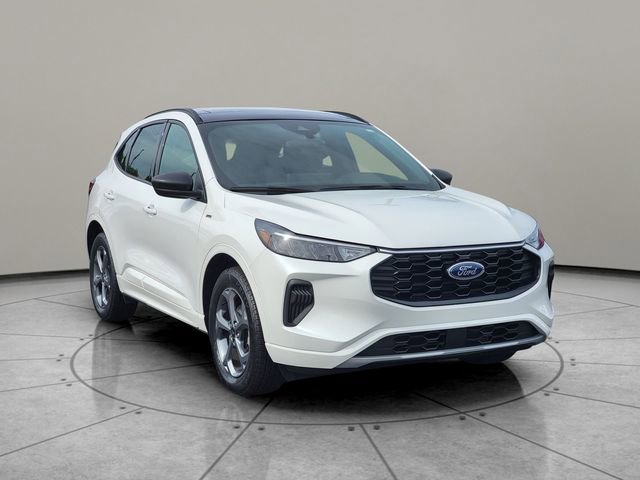 Certified 2023 Ford Escape ST-Line w/ Tech Pack #1 AWD/4WD image 14