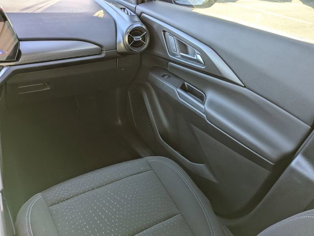 Used 2025 Chevrolet Equinox EV LT image 17