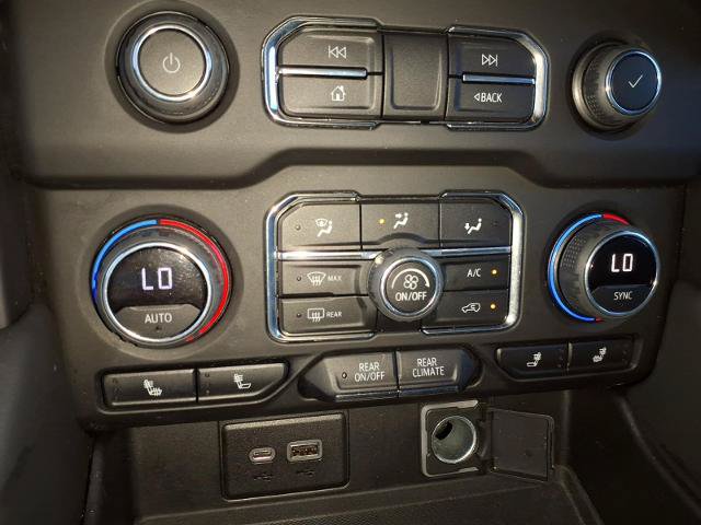 Used 2021 Chevrolet Tahoe Z71 AWD/4WD image 21