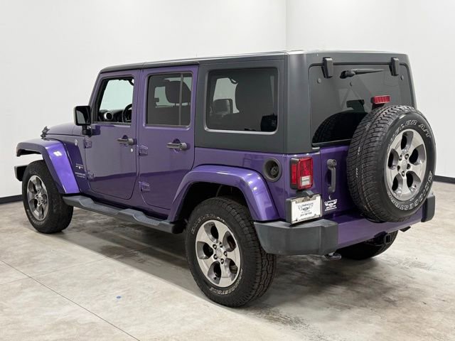 Used 2017 Jeep Wrangler Unlimited Sahara w/ Max Tow Package image 9
