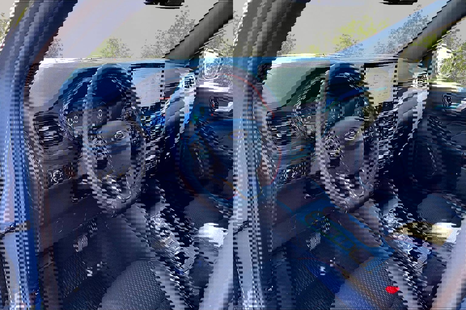 Certified 2025 Ford Escape ST-Line Elite image 14