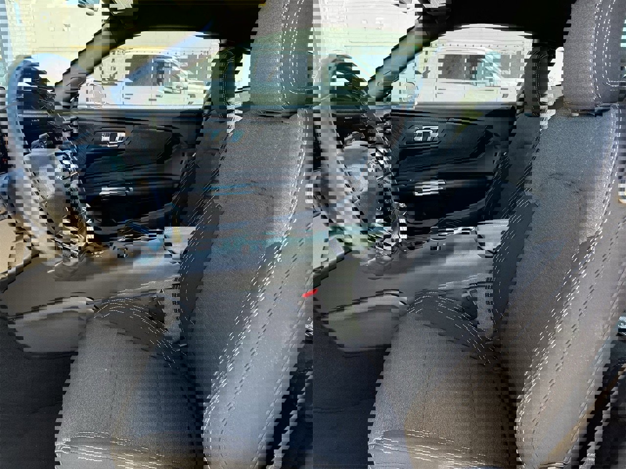 Certified 2025 Ford Mustang Coupe image 23