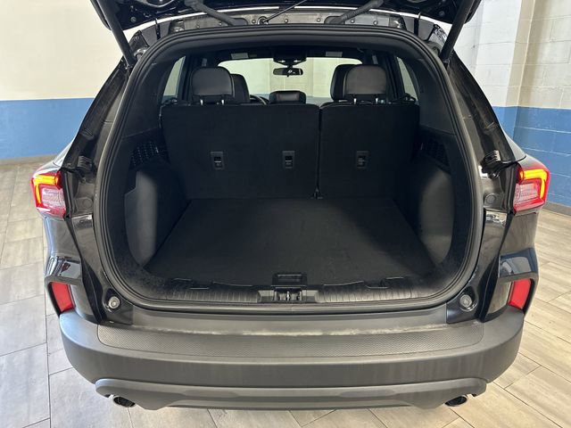 Certified 2025 Ford Escape ST-Line Elite image 14