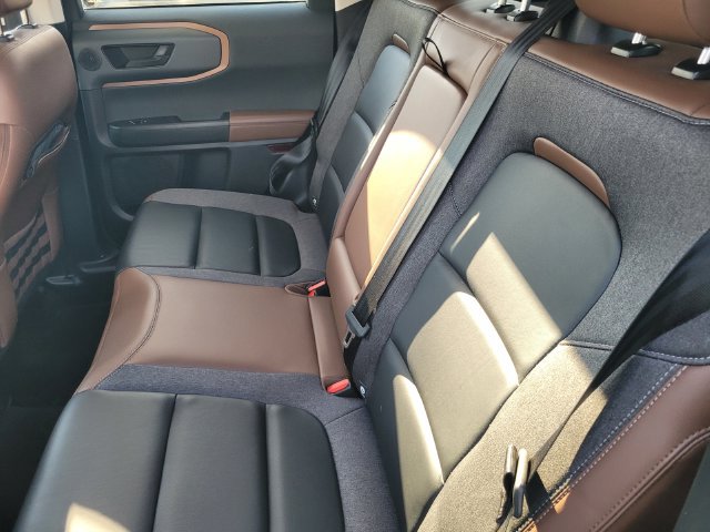 Certified 2023 Ford Bronco Sport Outer Banks w/ Tech Package AWD/4WD image 13