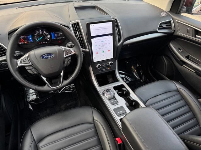 Certified 2024 Ford Edge SEL w/ Convenience Package AWD/4WD image 12