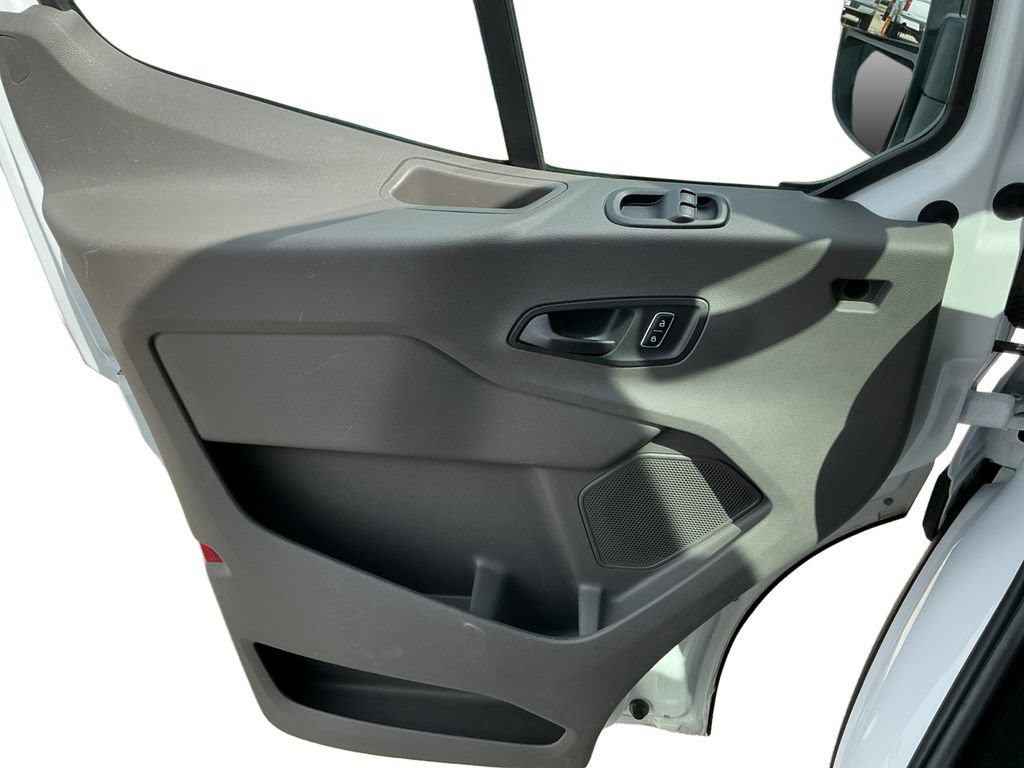 Certified 2023 Ford Transit 350 XLT RWD image 23