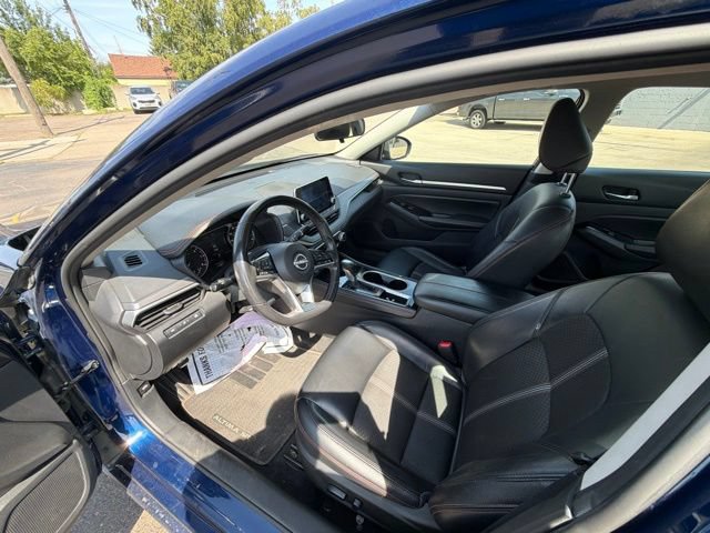 Used 2024 Nissan Altima 2.5 SR FWD image 15