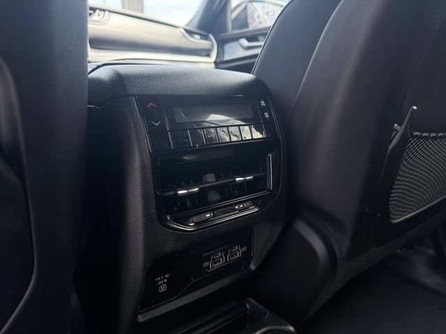 Used 2021 Jeep Grand Cherokee L Laredo AWD/4WD image 23