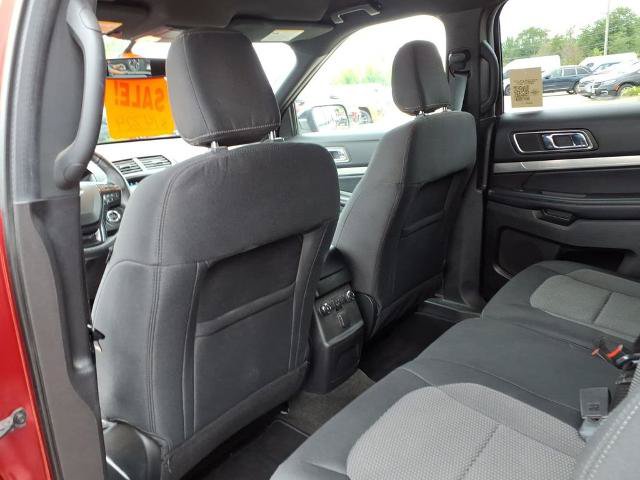 Certified 2018 Ford Explorer XLT w/ Equipment Group 201A AWD/4WD image 27