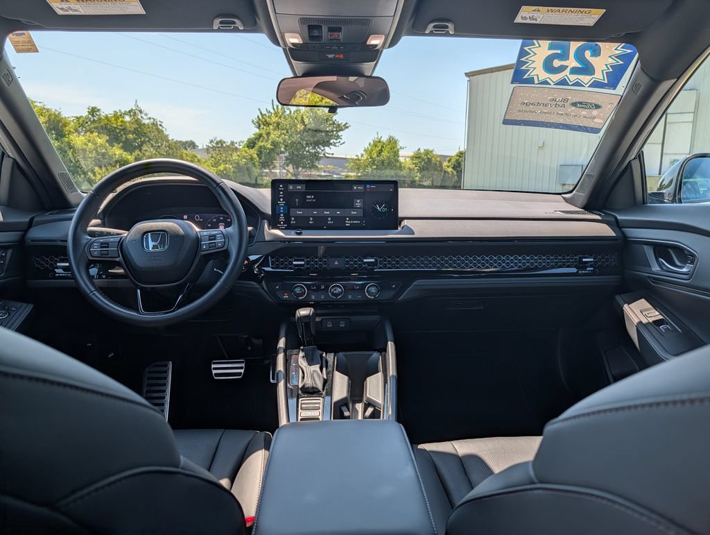 Used 2025 Honda Accord Sport image 6
