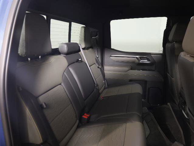 Used 2024 Chevrolet Silverado 1500 ZR2 image 10