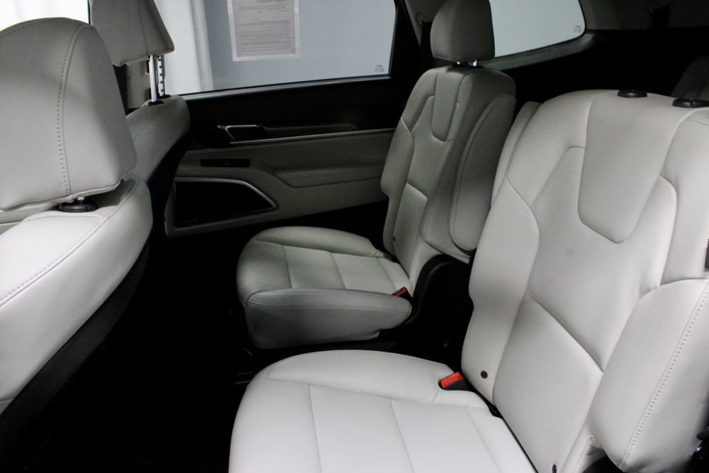 Used 2024 Kia Telluride S w/ S Sunroof Package AWD/4WD image 22