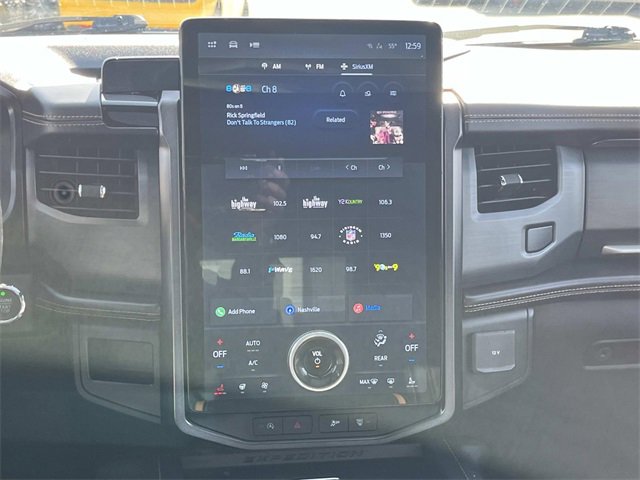 Certified 2023 Ford Expedition Max Platinum image 17