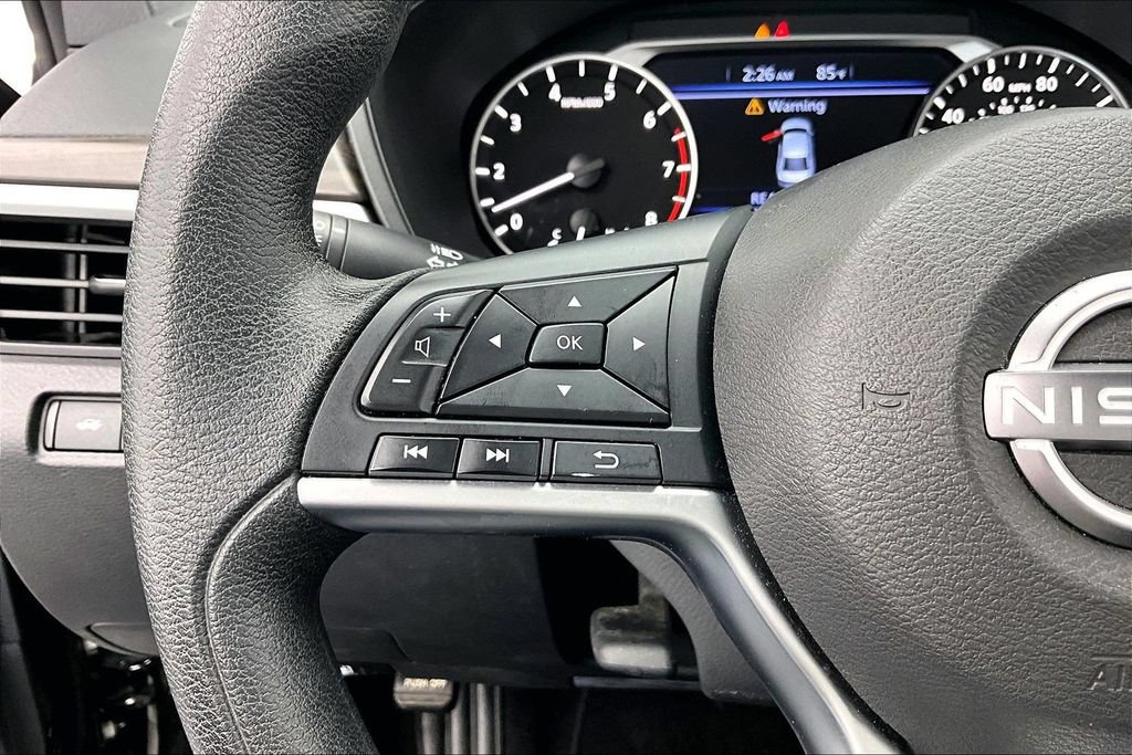 Used 2023 Nissan Altima 2.5 SV FWD image 18