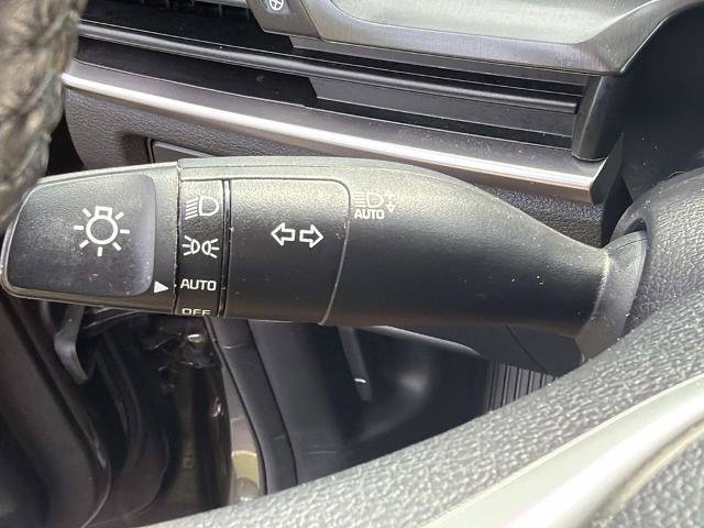 Used 2025 Kia Telluride S FWD image 11