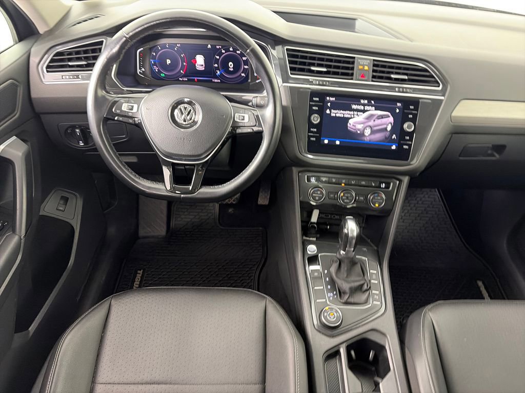 Used 2019 Volkswagen Tiguan SEL AWD/4WD image 14