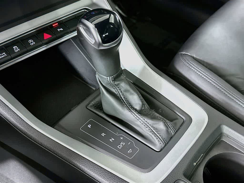 Used 2025 Audi Q3 2.0T Premium AWD/4WD image 19