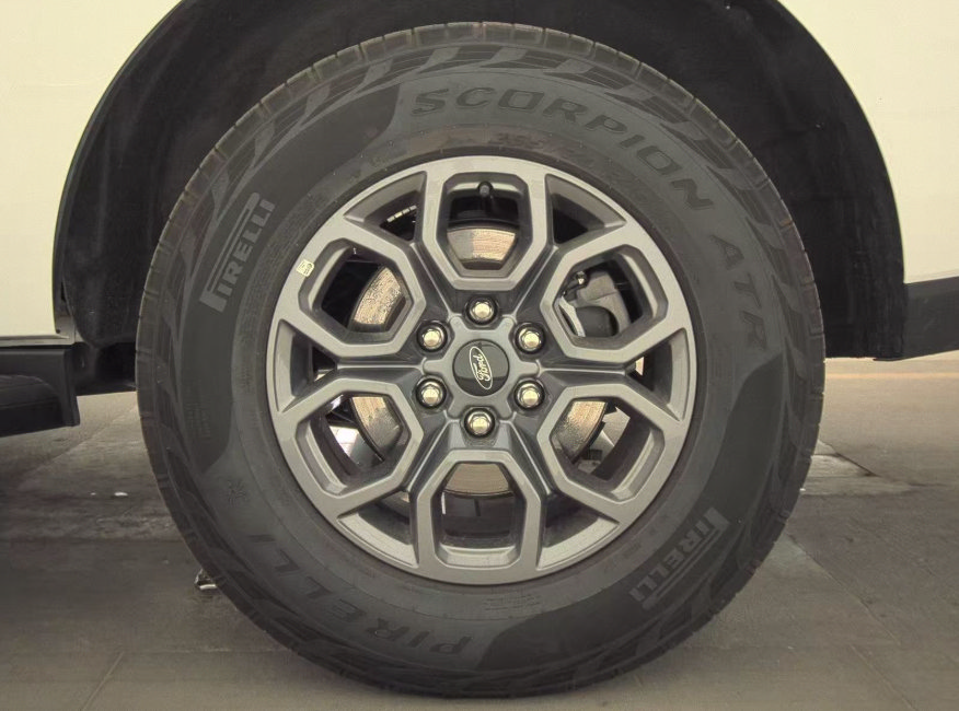 Certified 2025 Ford Expedition Active RWD image 7