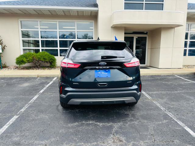Certified 2023 Ford Edge SEL w/ Convenience Package AWD/4WD image 4
