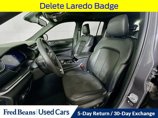 Used 2023 Jeep Grand Cherokee Altitude image 24