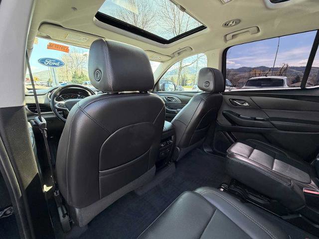 Used 2021 Chevrolet Traverse Premier w/ Redline Edition AWD/4WD image 26