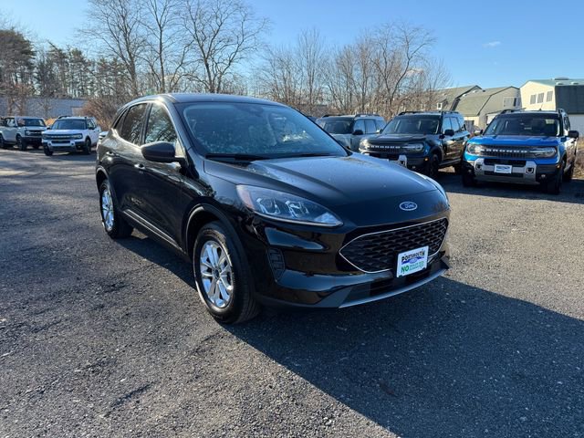 Certified 2022 Ford Escape SE w/ Convenience Package image 2