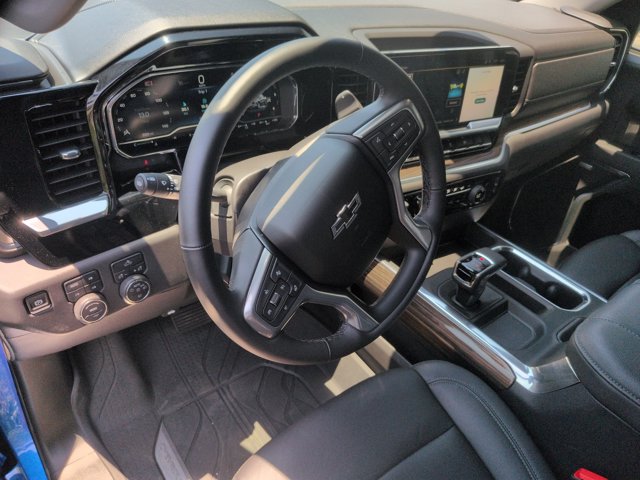 Used 2025 Chevrolet Silverado 1500 RST w/ Convenience Package II AWD/4WD image 17