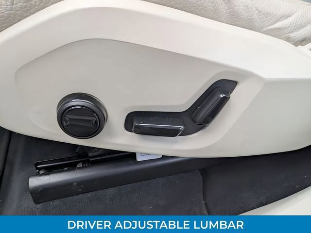 Used 2023 Volvo XC60 B5 Plus w/ Climate Package image 14