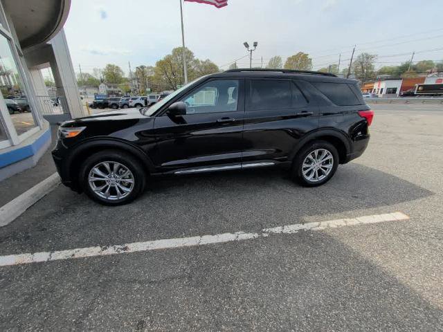Certified 2023 Ford Explorer XLT w/ Equipment Group 202A image 2