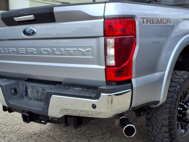 Certified 2021 Ford F350 XLT w/ Tremor Off-Road Package AWD/4WD image 24