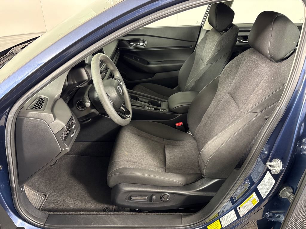 Used 2023 Honda Accord EX image 25