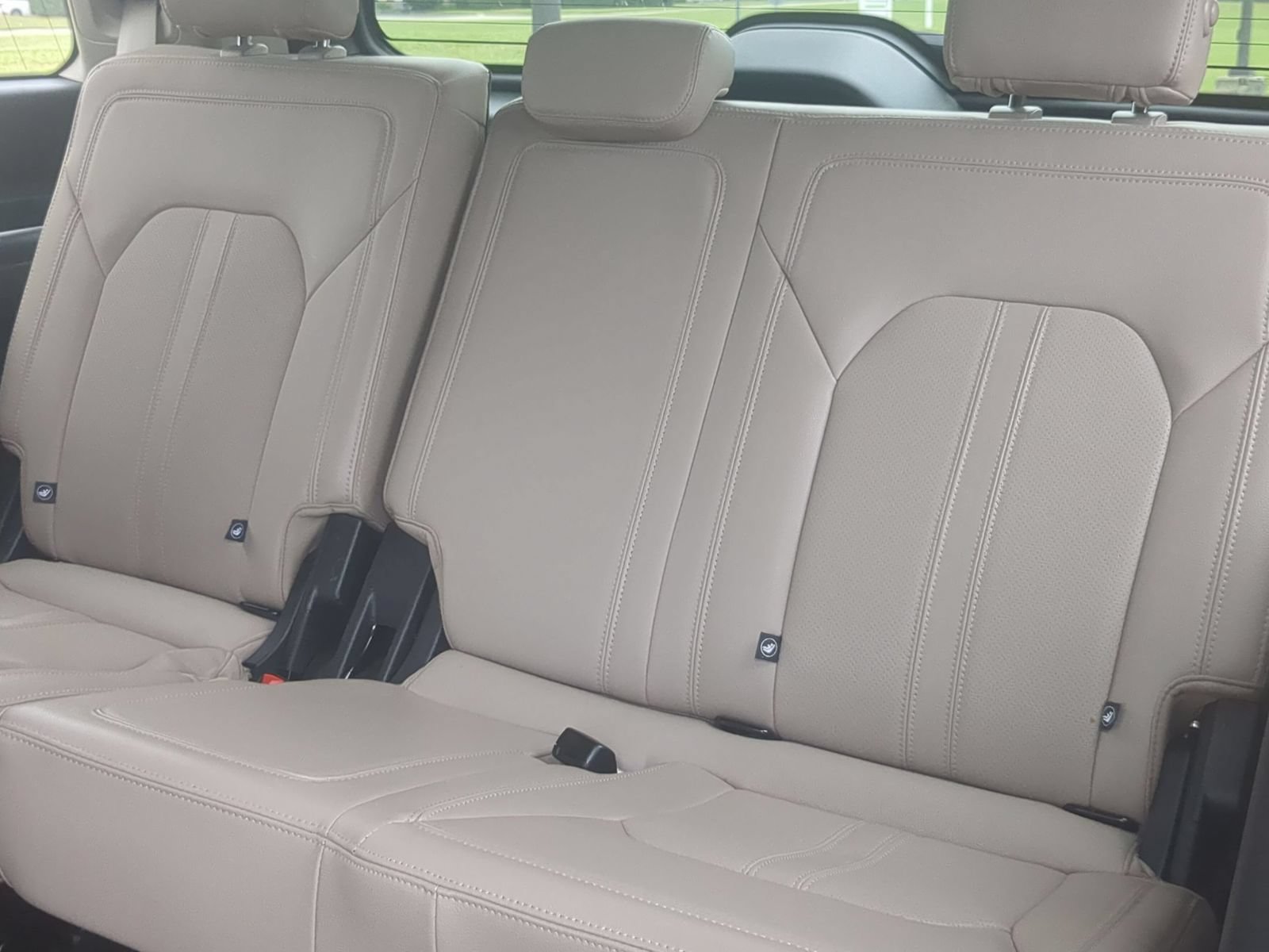 Certified 2024 Ford Expedition Limited RWD image 32