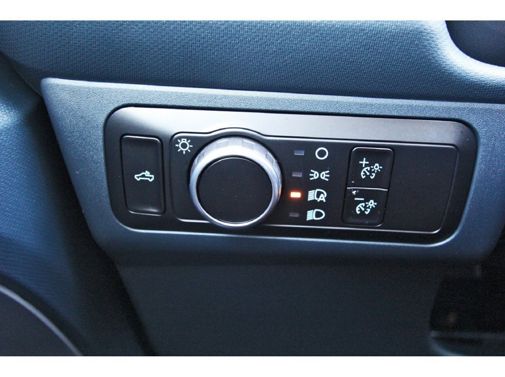 Certified 2026 Ford Maverick XL AWD/4WD image 23