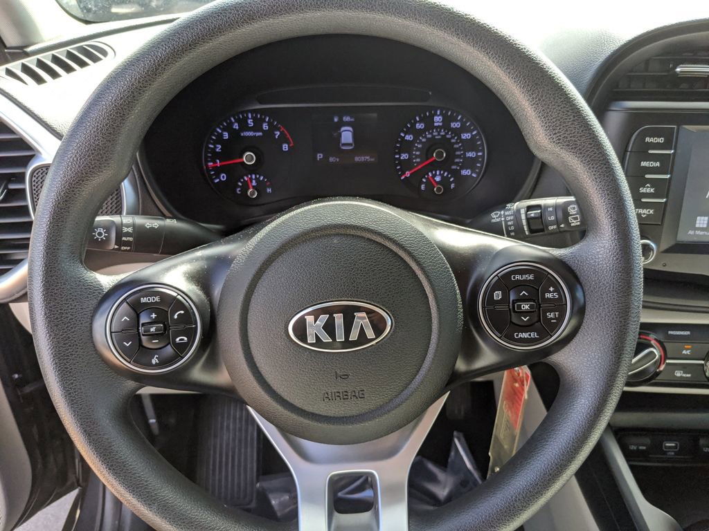 Used 2020 Kia Soul LX image 28