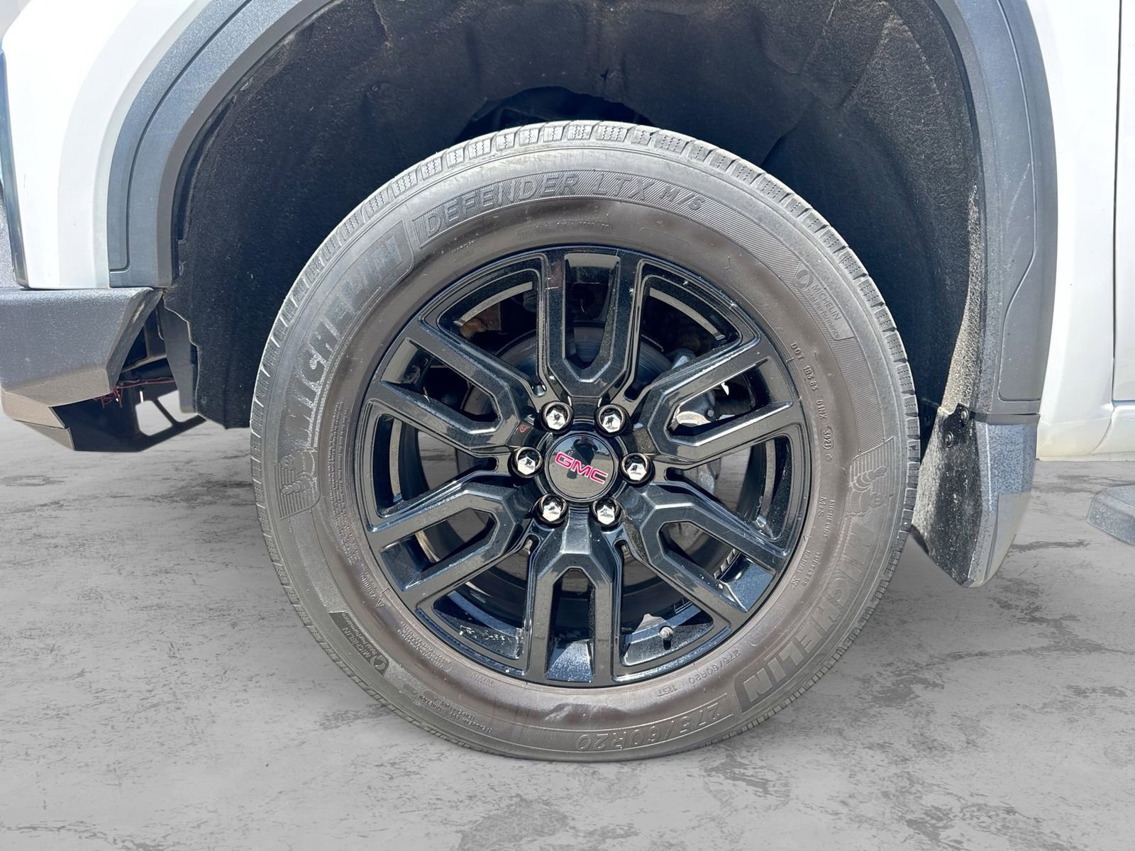 Used 2020 GMC Sierra 1500 AT4 w/ AT4 Premium Package AWD/4WD image 15
