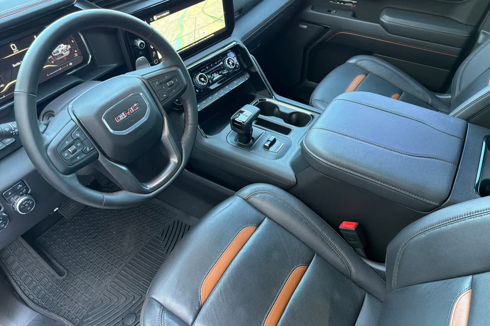 Used 2024 GMC Sierra 1500 AT4 w/ Technology Package AWD/4WD image 11