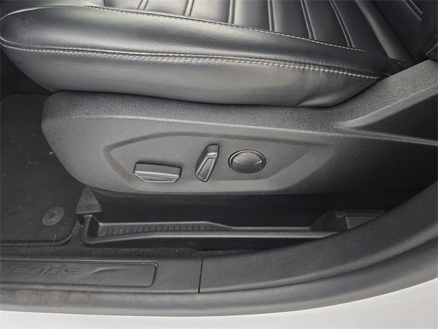 Certified 2024 Ford Edge SEL image 17