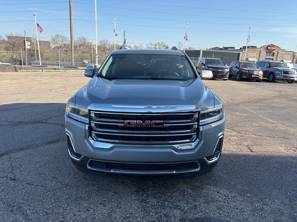 Used 2023 GMC Acadia SLE w/ Driver Convenience Package image 6
