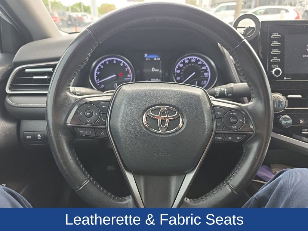 Used 2023 Toyota Camry SE FWD image 5