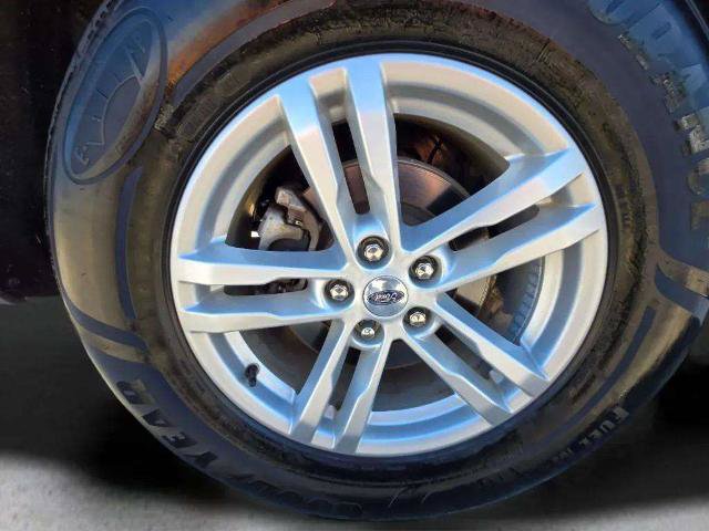 Certified 2024 Ford Explorer XLT w/ Equipment Group 202A AWD/4WD image 31