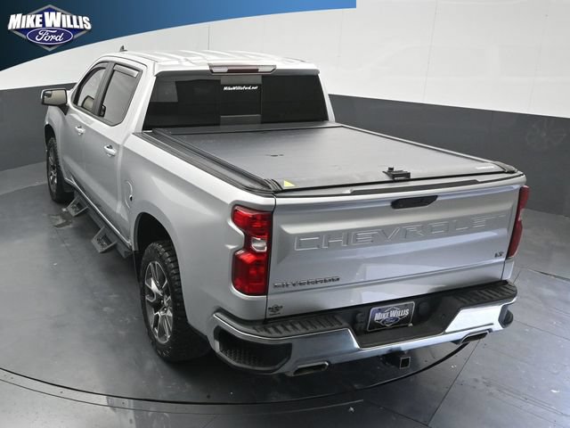 Used 2020 Chevrolet Silverado 1500 LT w/ Texas Edition AWD/4WD image 13
