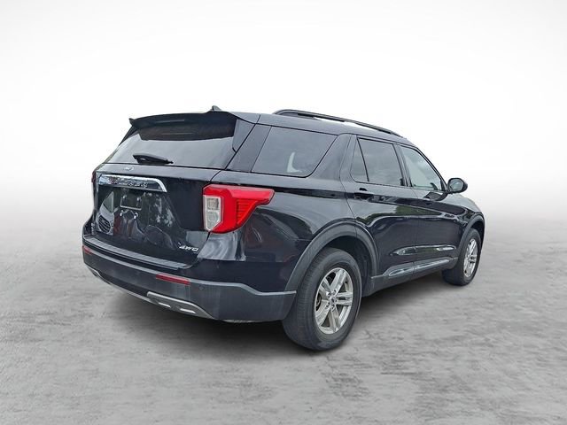 Certified 2022 Ford Explorer XLT w/ Equipment Group 202A image 6