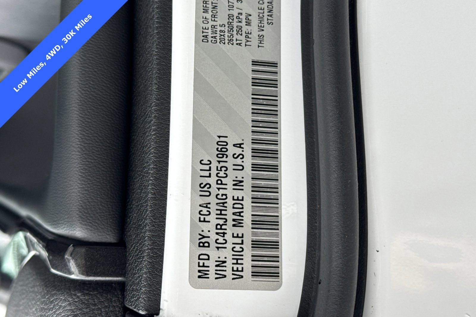 Used 2023 Jeep Grand Cherokee Altitude image 29